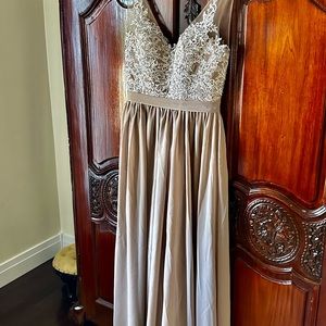 Nude formal